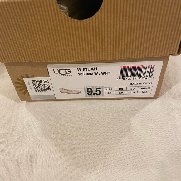 Ugg Espadrille flats with bow accent - size 9.5 - Picture 3 of 3